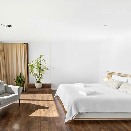 With Panoramic View Apartman
